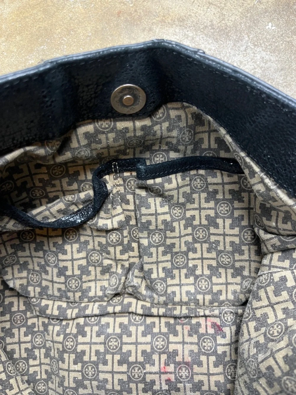 Tory Burch Cracked Leather Hobo Shoulder Bag with Gunmetal Hardware